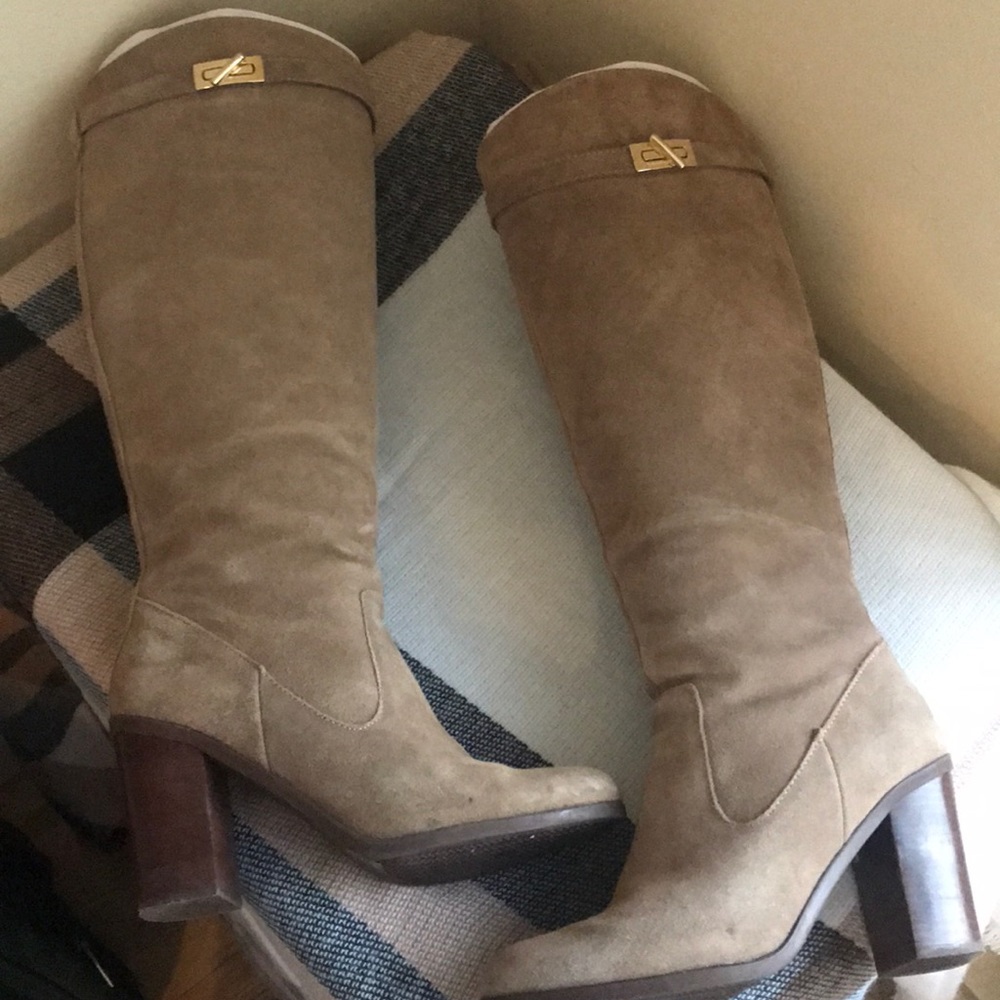 Tommy Hilfiger Suede Boots 8 1/2